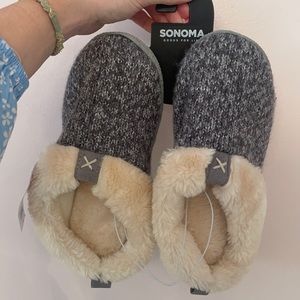 Sonoma Slippers NWT